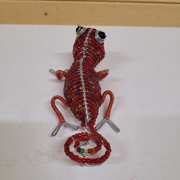 Red Beaded Wire Gecko Lizard Sculpture 5.5'' Long Chameleon Folk Are Figurine - Picture 4 of 8